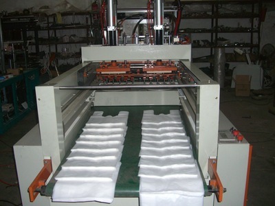 瑞安市弗瑞斯机械 背心袋制袋机领域的专业之选